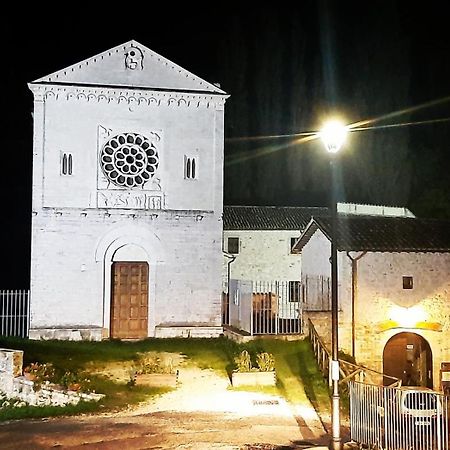 B&B Dell'Osteria SantʼAnatolia di Narco Exterior foto